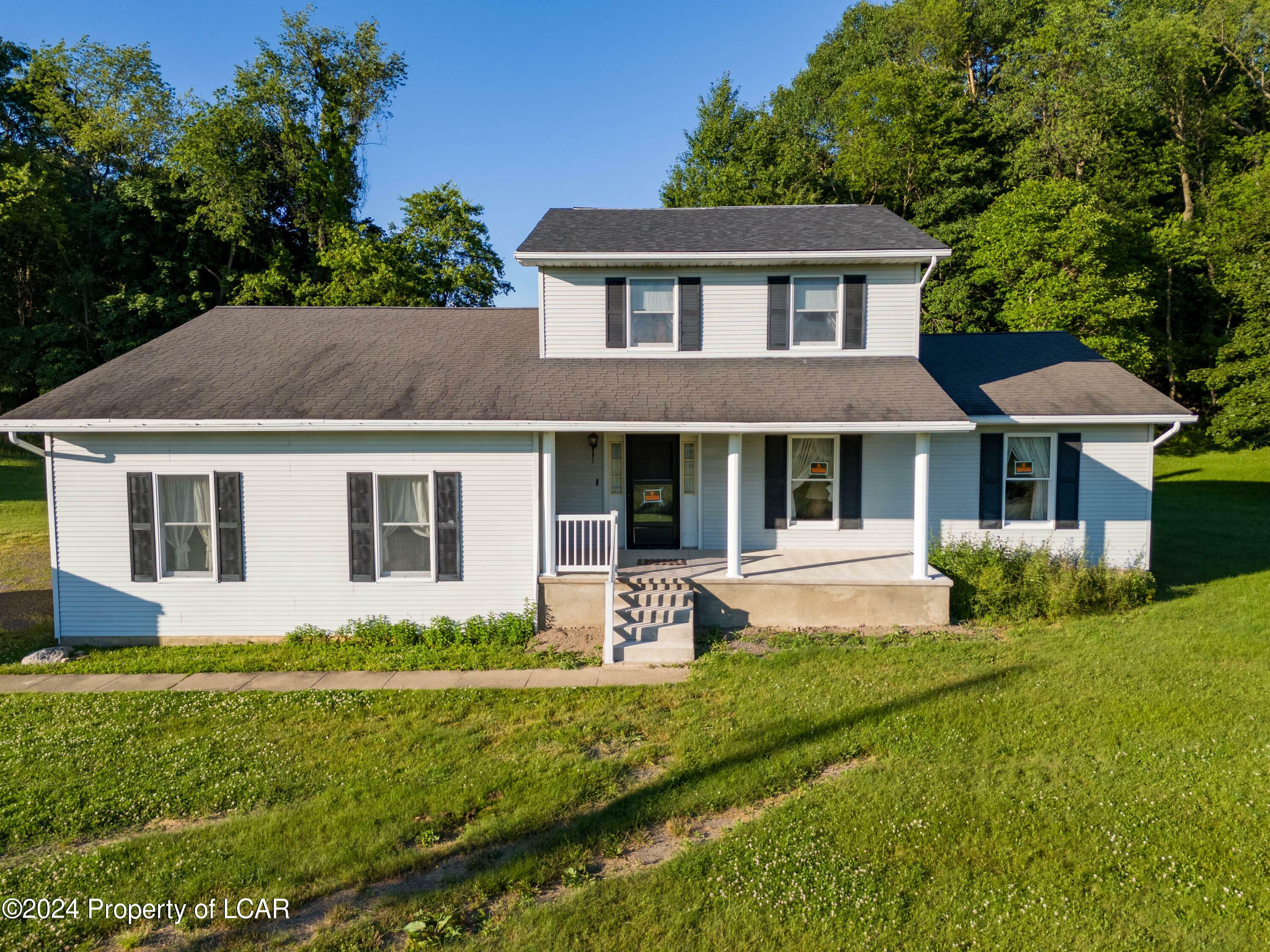 Property Photo:  690 Hill Lane  PA 18651 