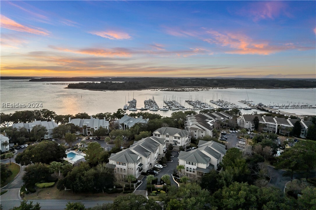 12 Courtyard Common 12  Hilton Head Island SC 29926 photo