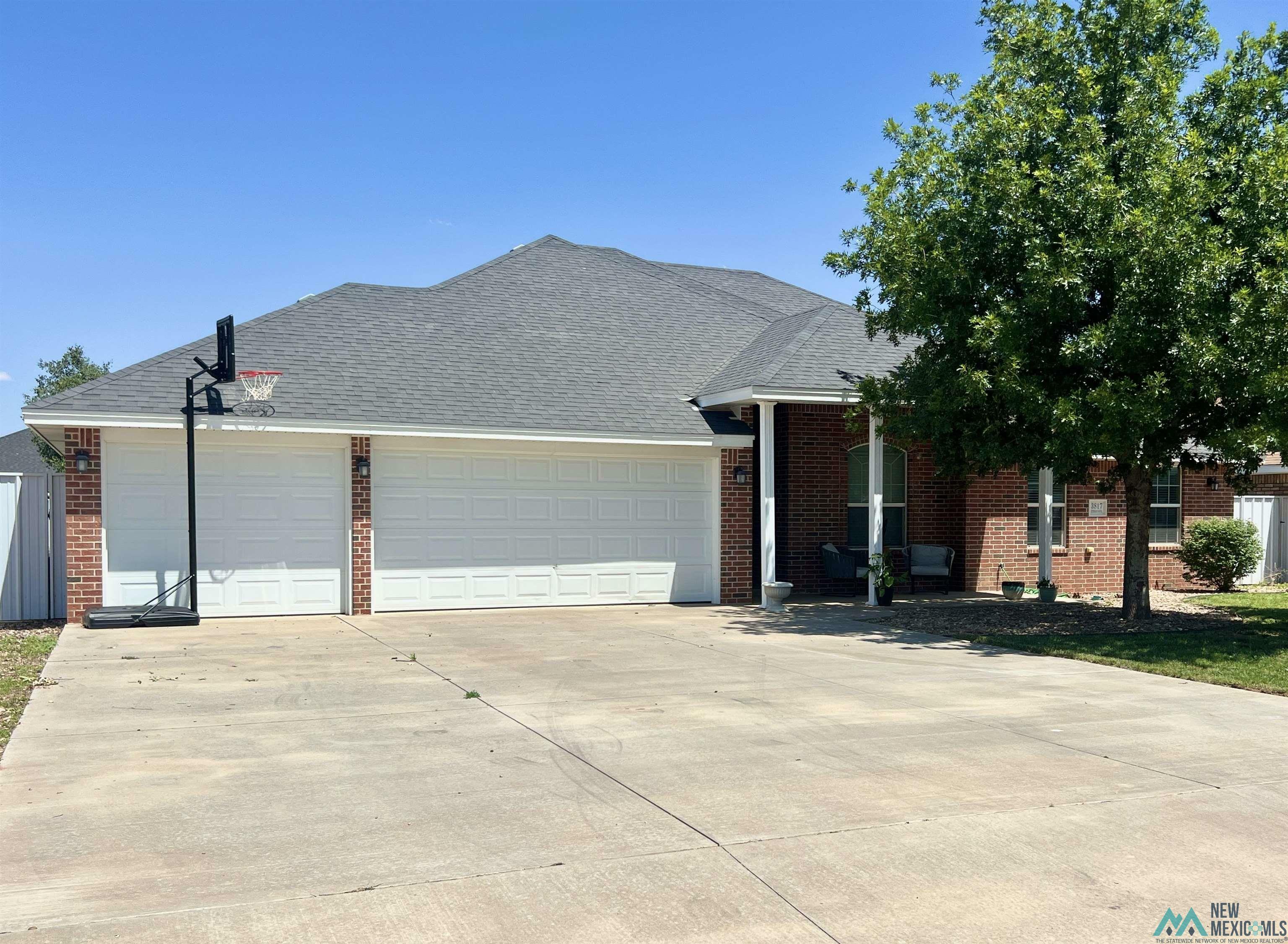Property Photo: 3817 Ethan Avenue NM 88101