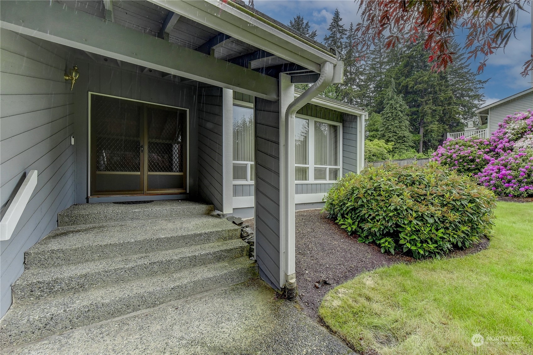 Property Photo:  12847 SE 235th Place  WA 98031 