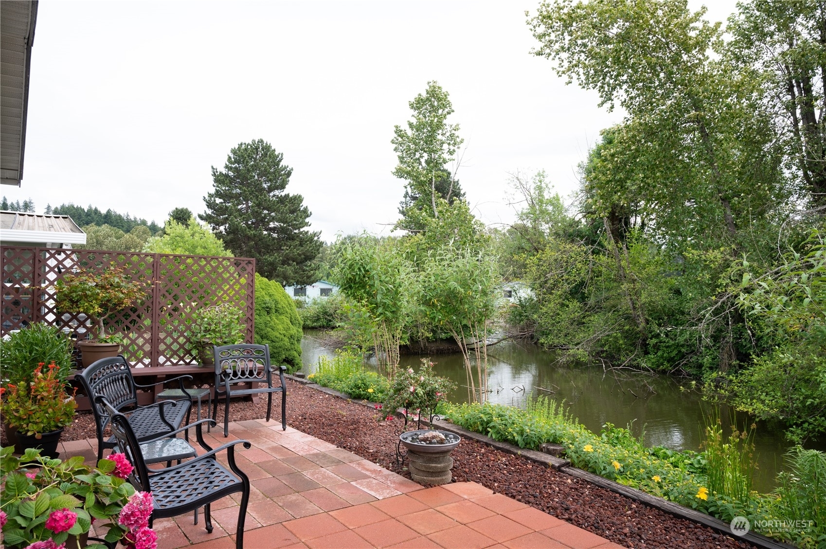 Property Photo:  3611  I Street NE 247  WA 98002 
