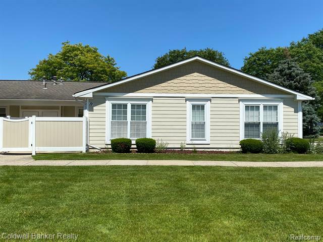 39807 Village Wood Lane #75L  Novi MI 48375 photo