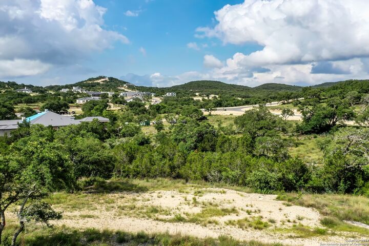 24315 Tres Arroyos  San Antonio TX 78255 photo