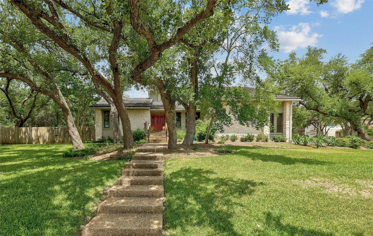 Property Photo:  9211 Mystic Oaks Trail  TX 78750 