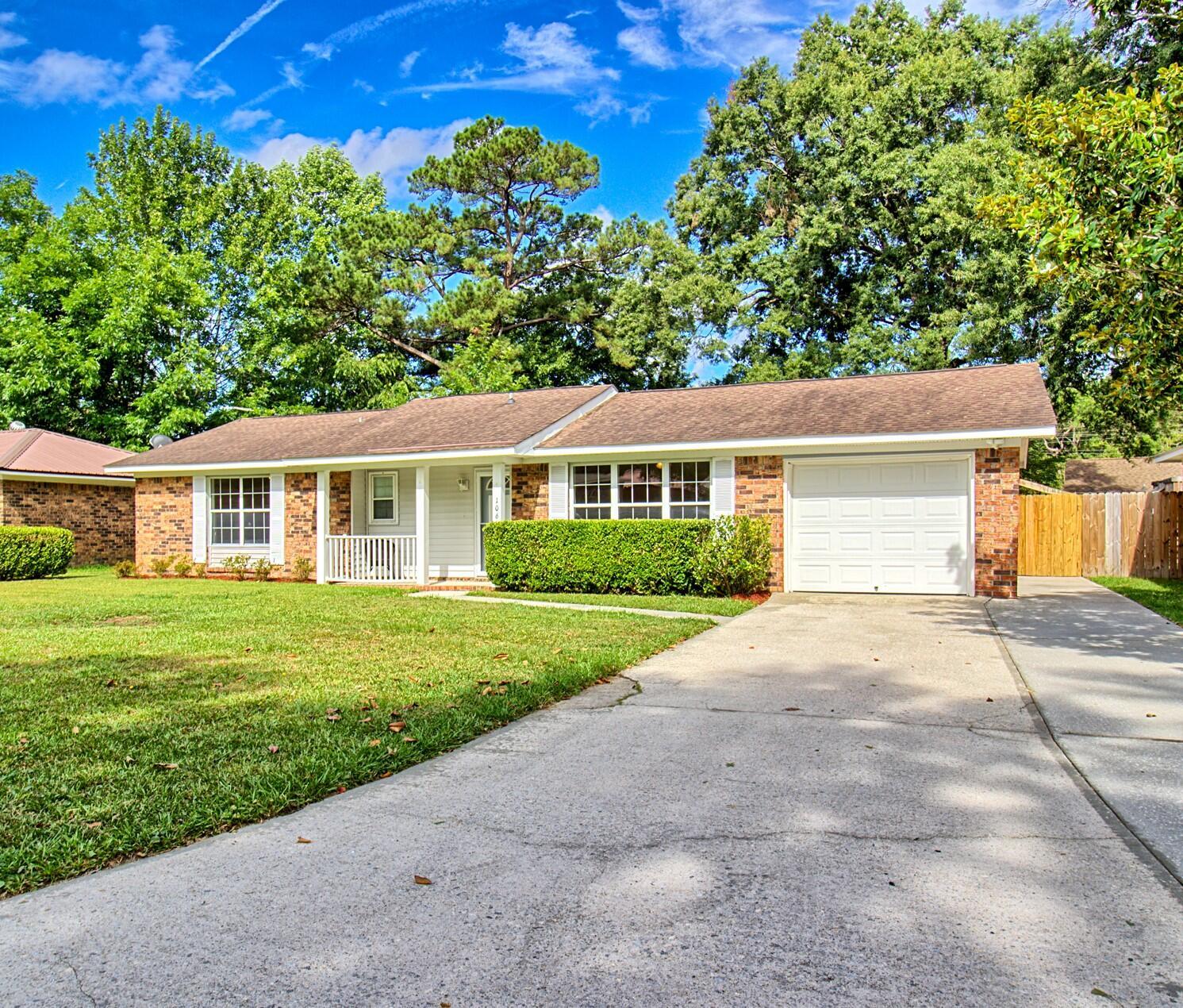 Property Photo: 106 Mepkin Drive SC 29486
