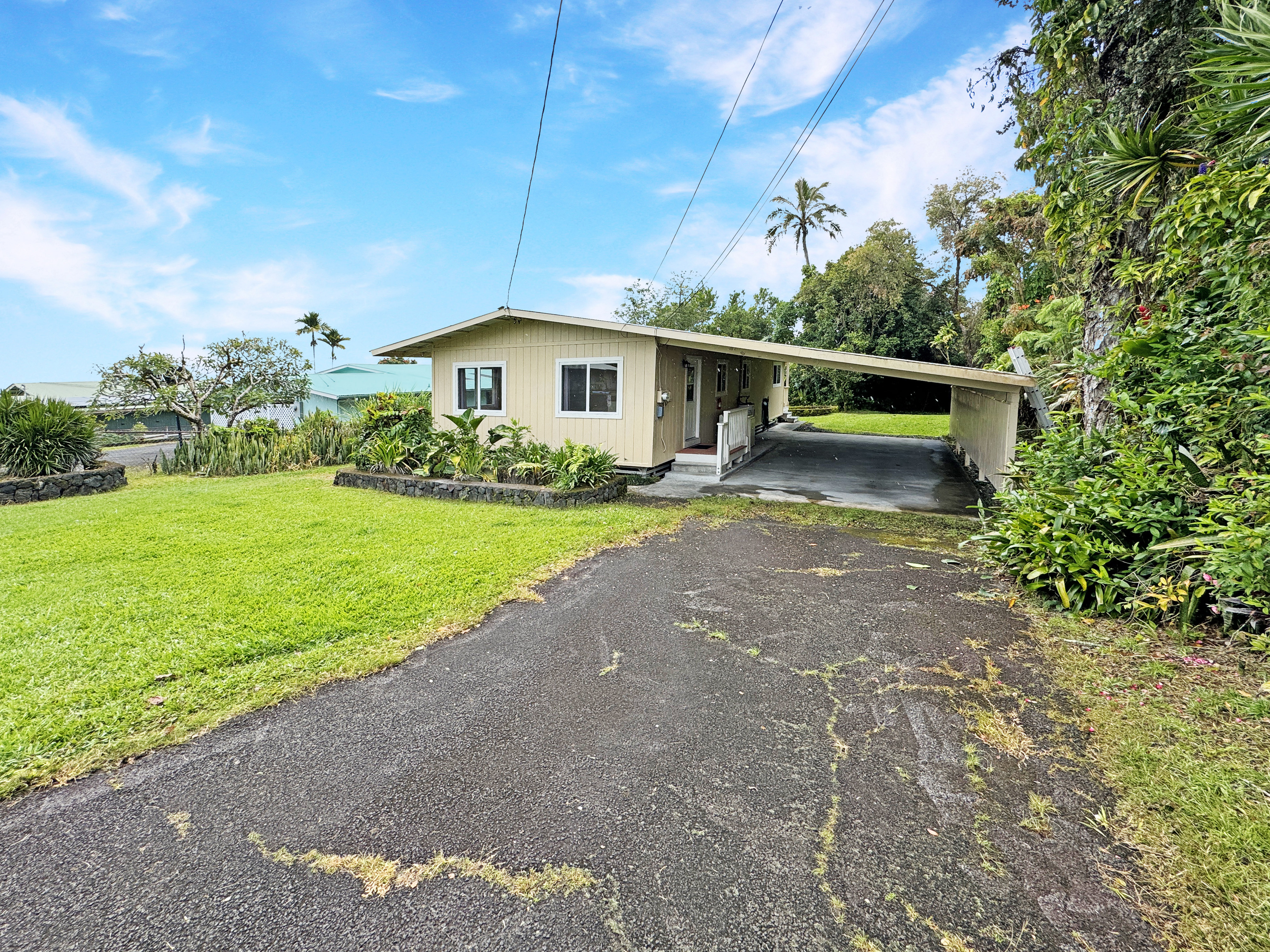 Property Photo:  87 Kaikuono St  HI 96720 