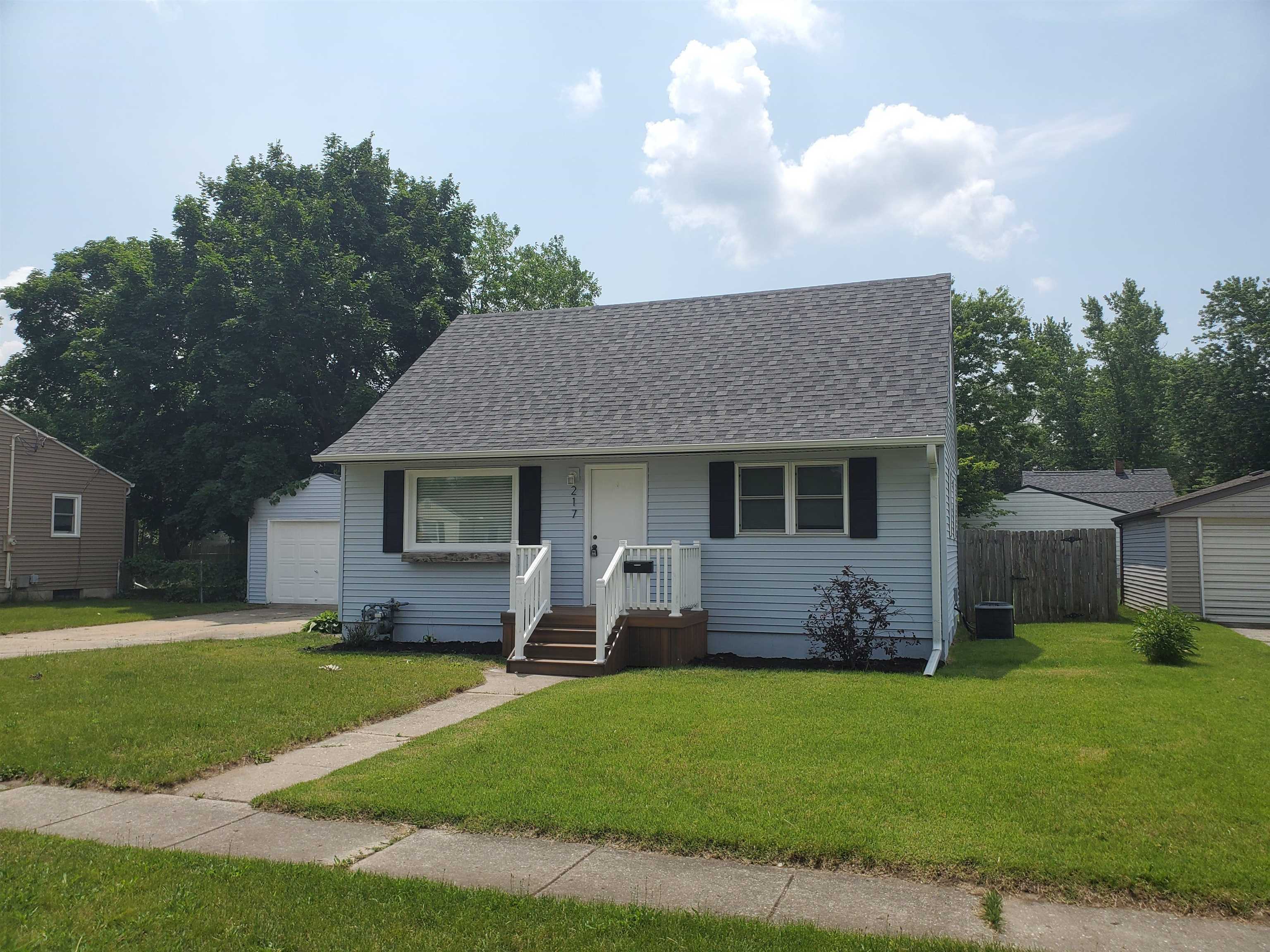 217 Renrose Avenue  Loves Park IL 61111 photo