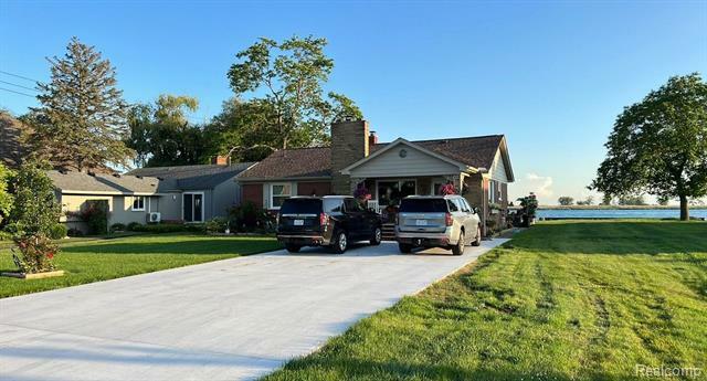 Property Photo:  7995 Colony Drive  MI 48001 