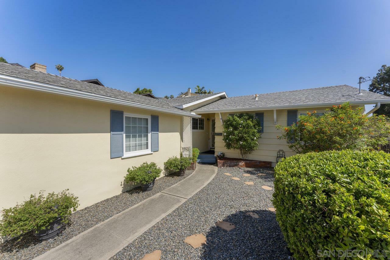 Property Photo:  1468 Swallow Dr  CA 92020 