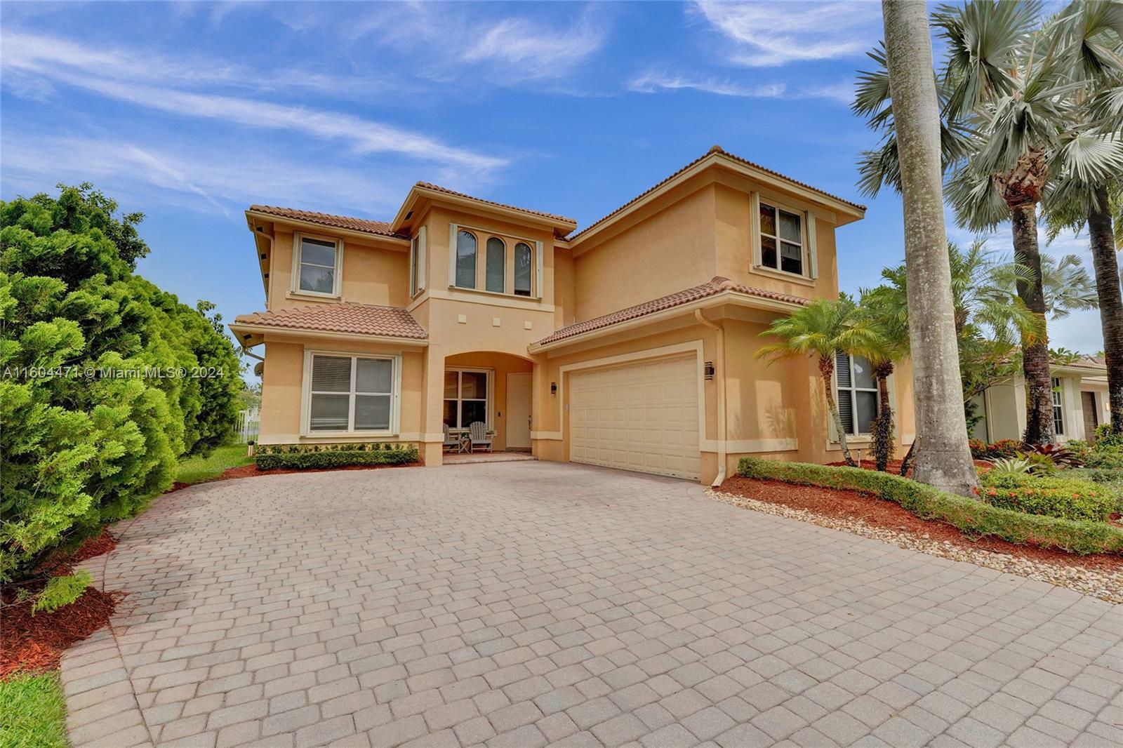 Property Photo:  1815 Harbor View Cir  FL 33327 