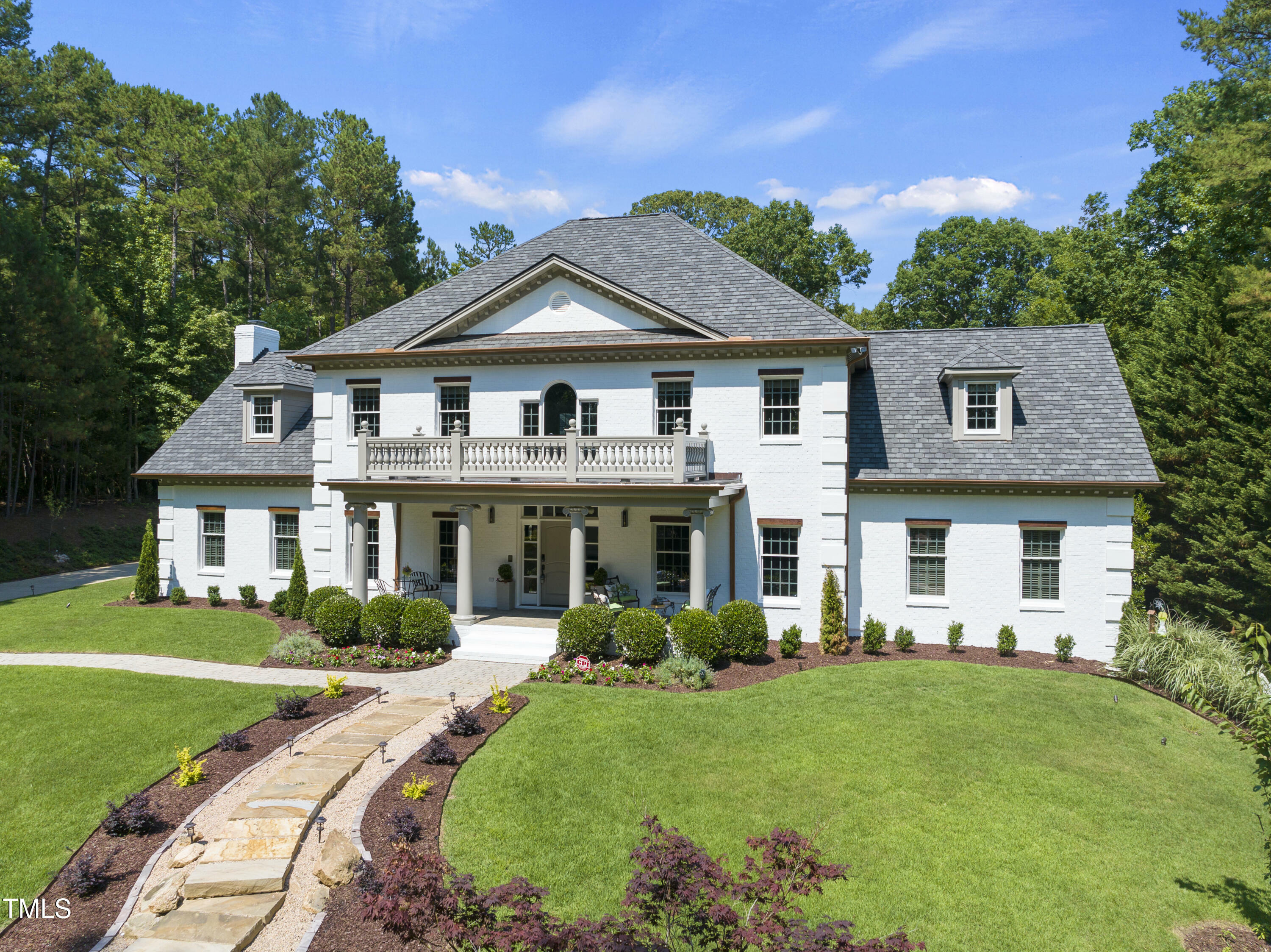 Property Photo:  1129 Erins Way Lane  NC 27614 