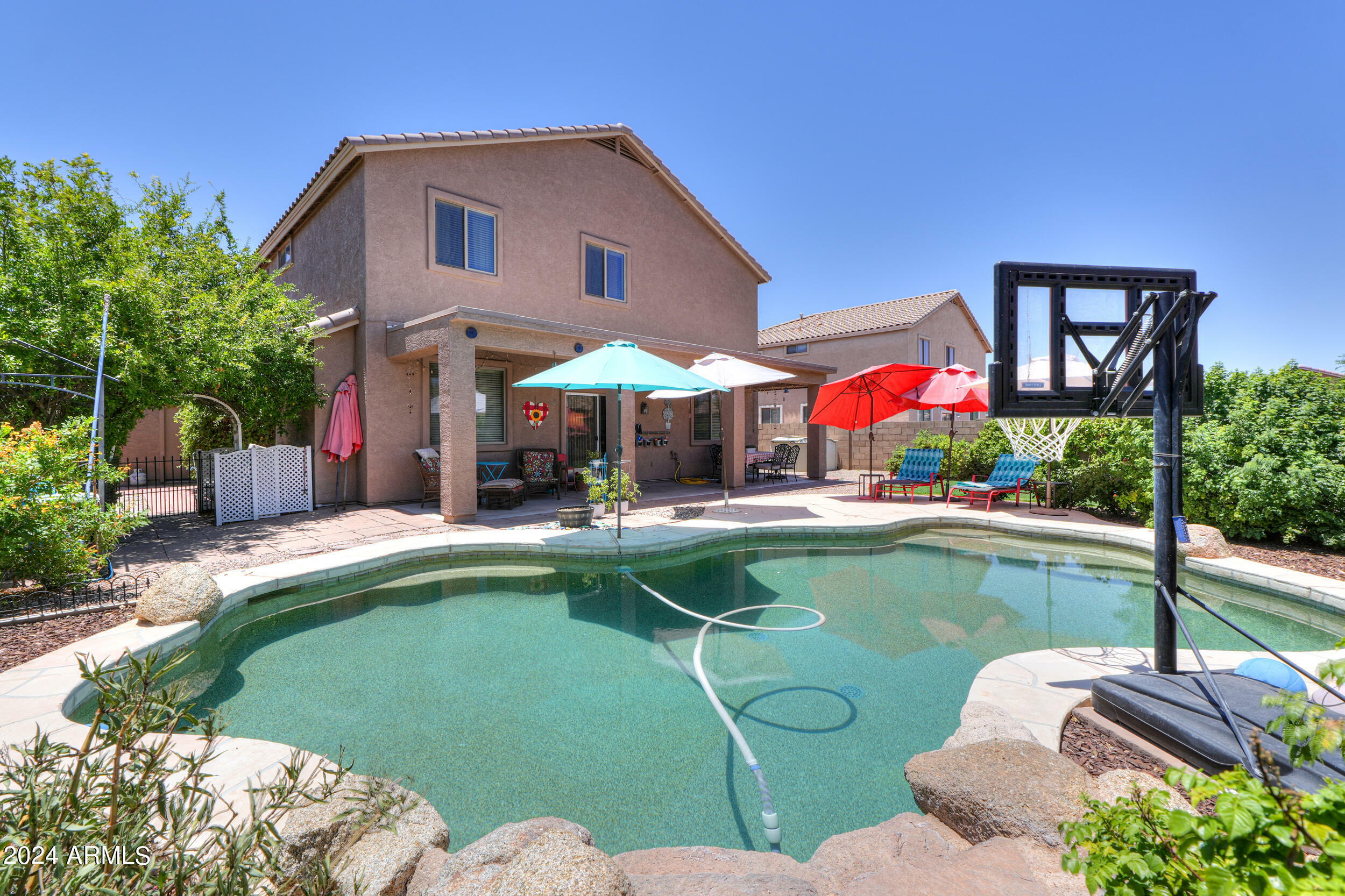 Property Photo:  46136 W Ranch Road  AZ 85139 