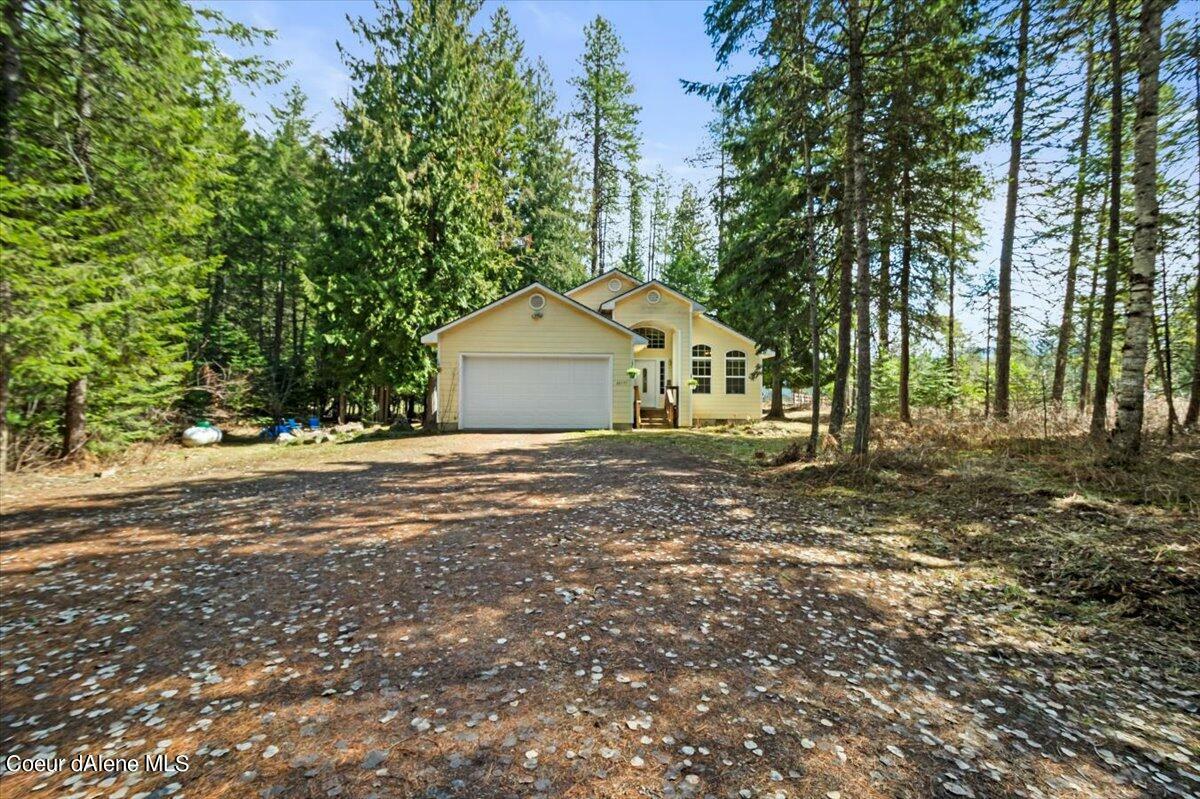 Property Photo:  60191 Highway 200  ID 83811 