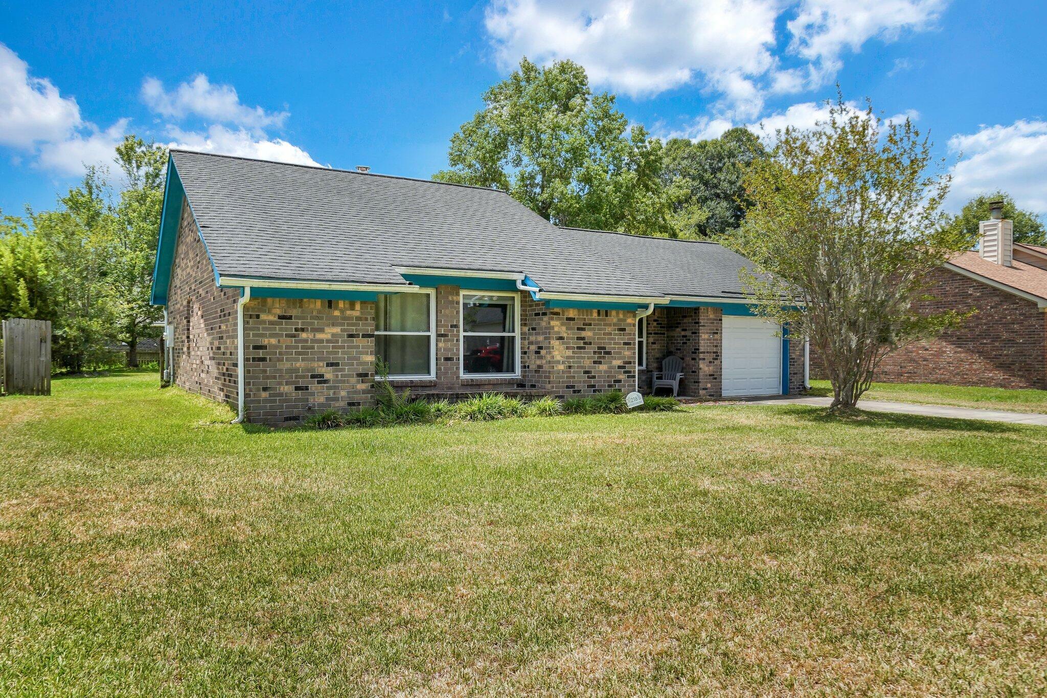 Property Photo:  218 Houston Drive  SC 29456 