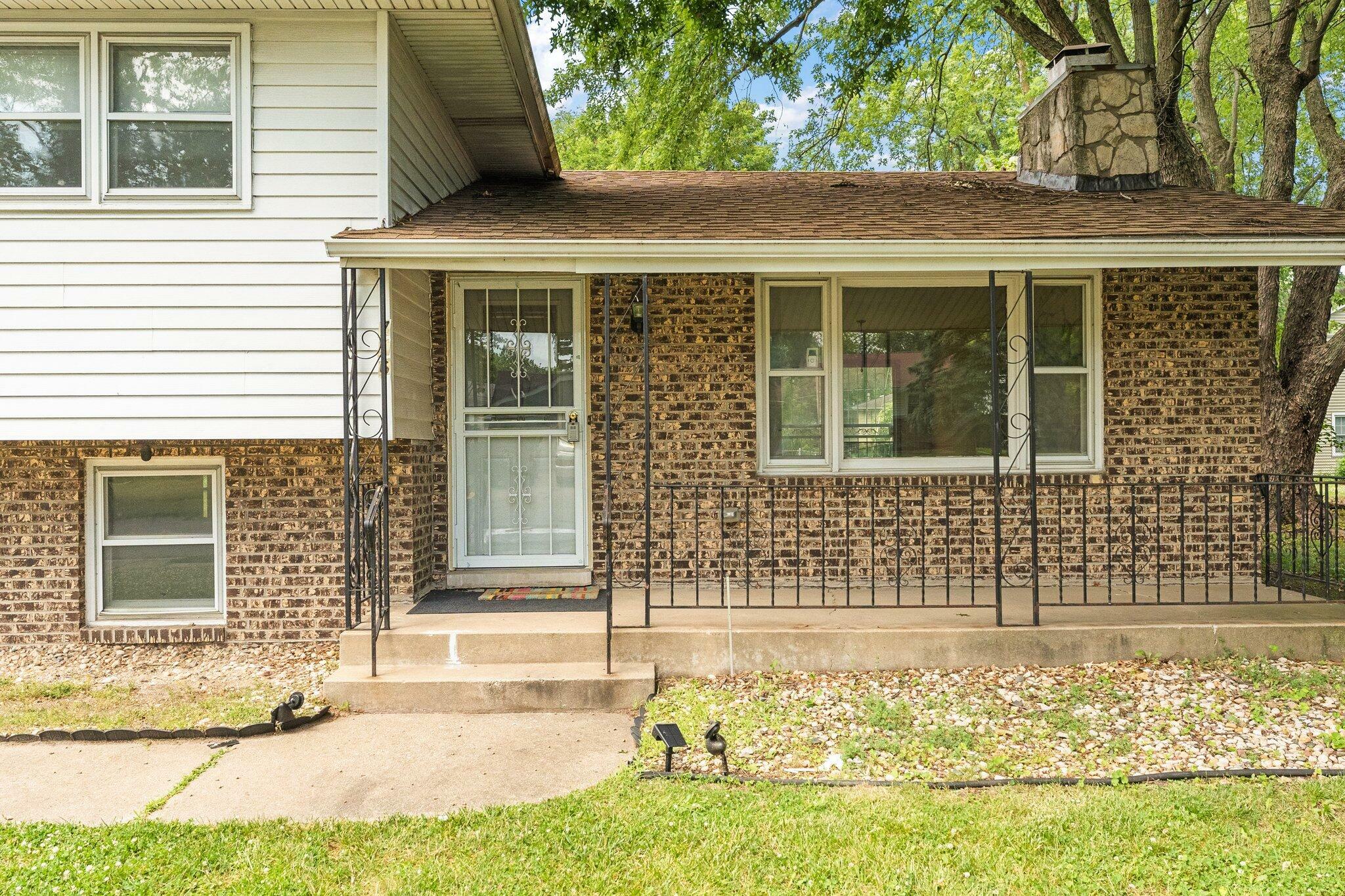 Property Photo:  716 W 66th Avenue  IN 46410 