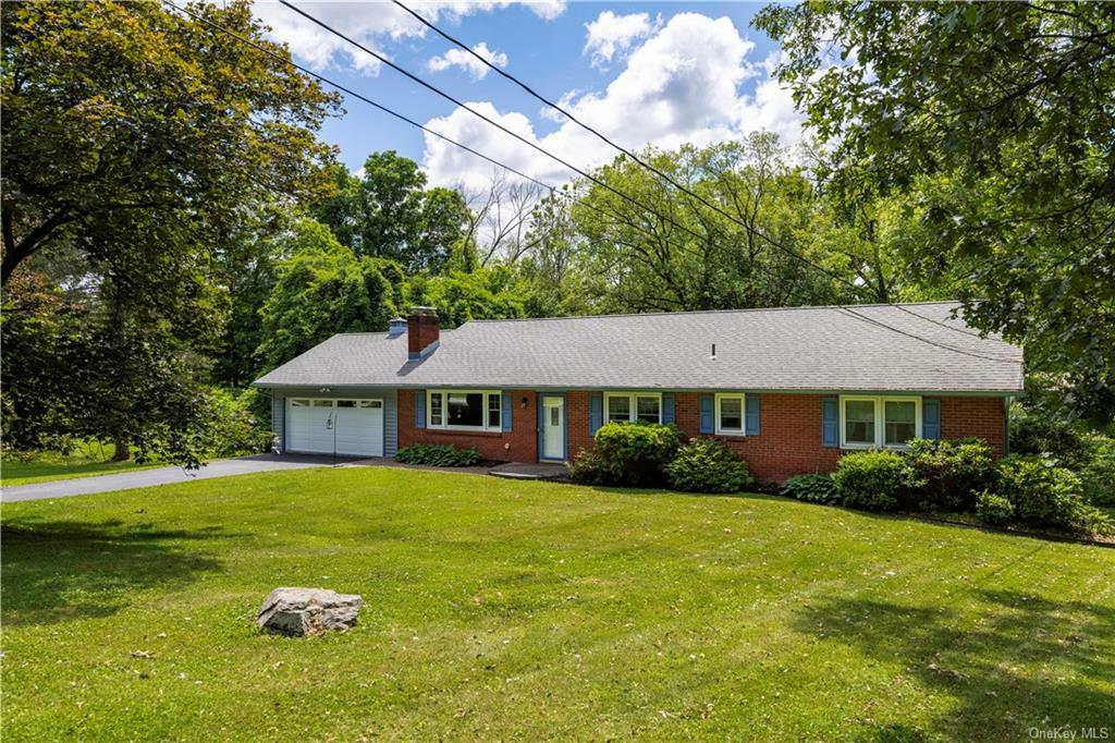 Property Photo:  30 Edgehill Drive  NY 12590 