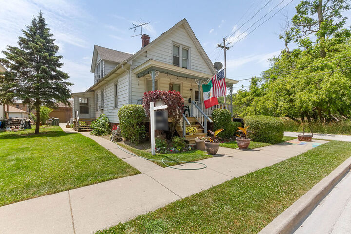 6427 Elm Street  Morton Grove IL 60053 photo