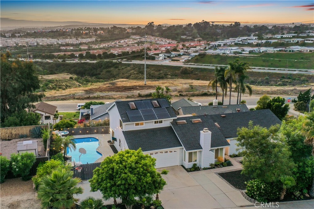 Property Photo: 910 Lake Ridge Drive CA 92078