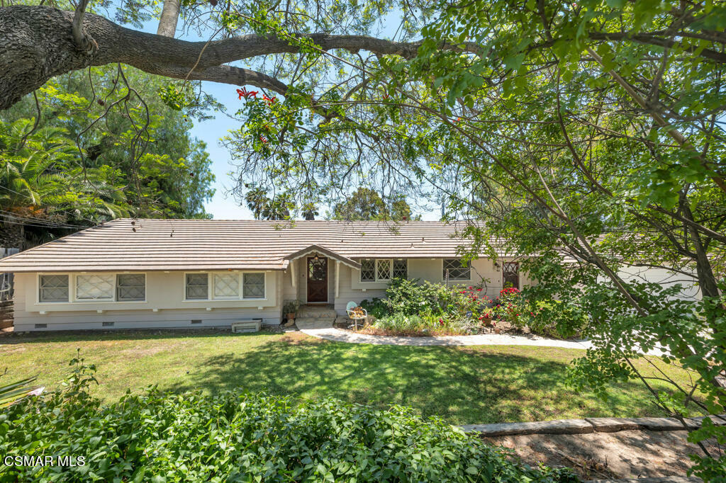 Property Photo:  254 Arcturus Street  CA 91360 