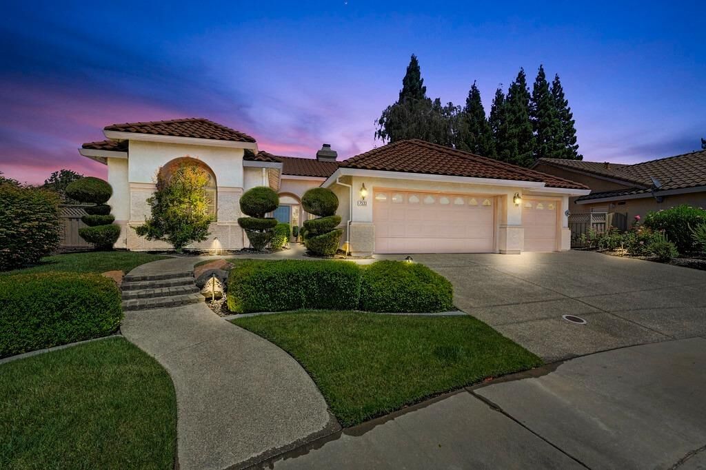 Property Photo: 7533 Locomotive Lane CA 95747