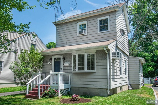 Property Photo:  14 Cedar Grove Road  NJ 07424 