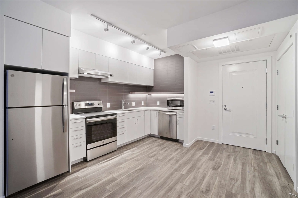 Property Photo: 839 Beacon Street 311 MA 02215