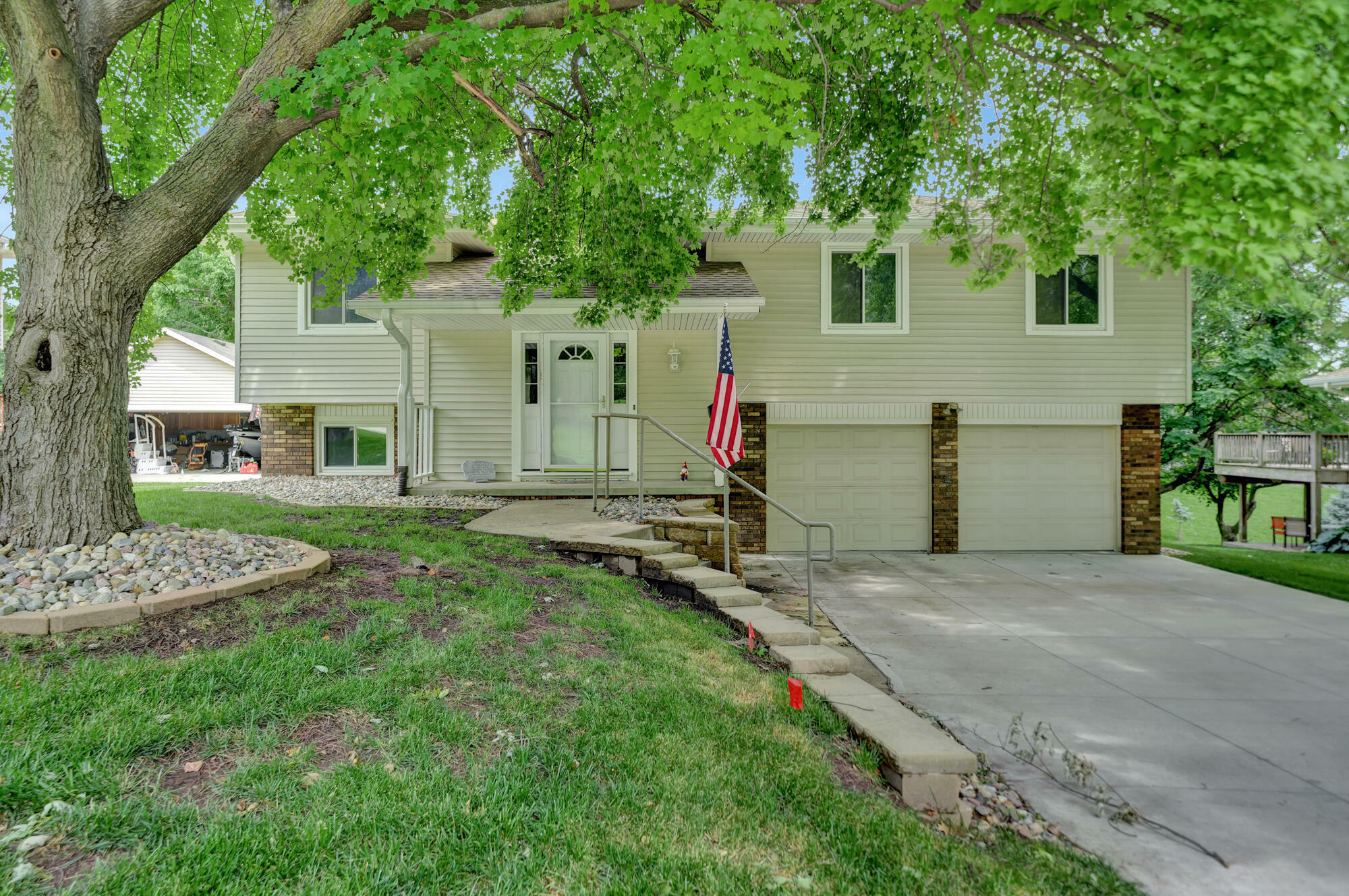 139 Upland Drive  Council Bluffs IA 51503 photo