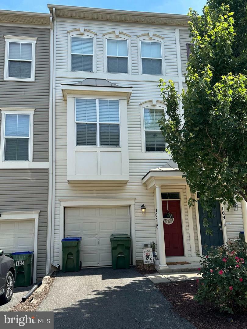 Property Photo:  107 Shamrock Drive 4114  VA 22556 