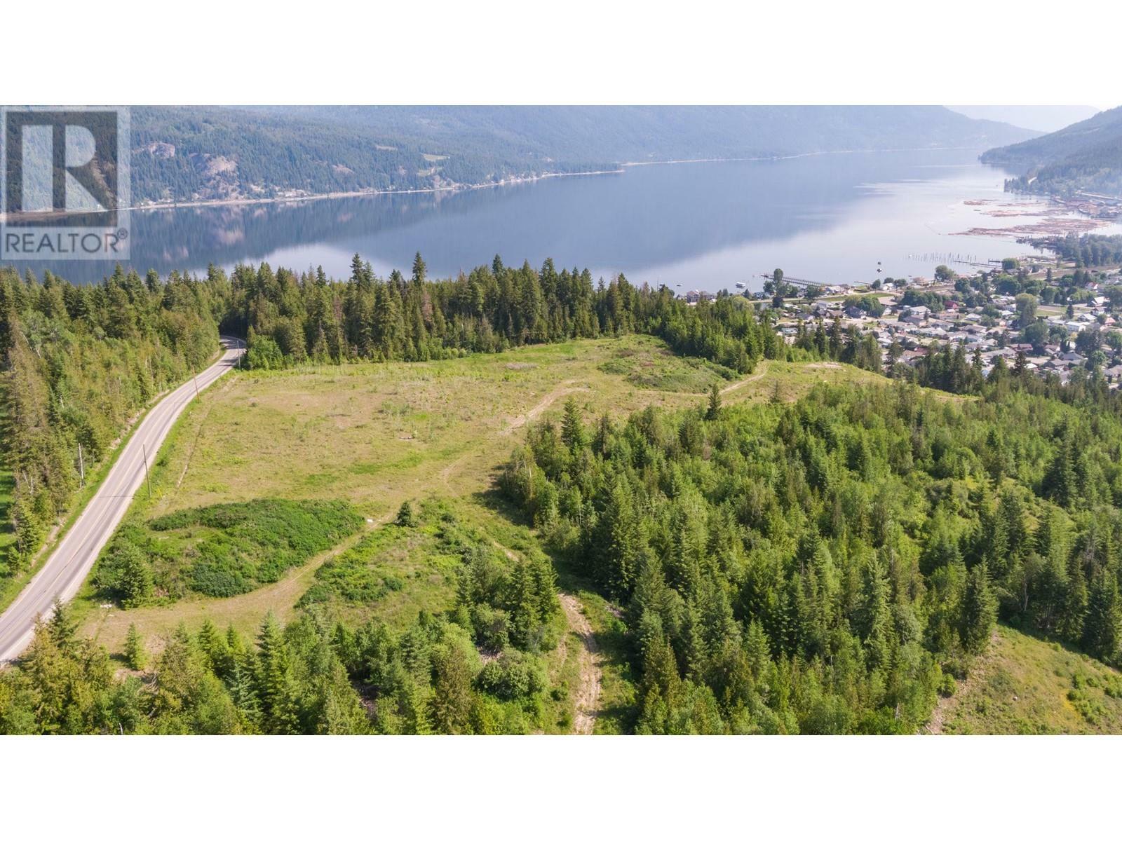 Property Photo: 6830 42 Street Northeast BC V0E 1K0