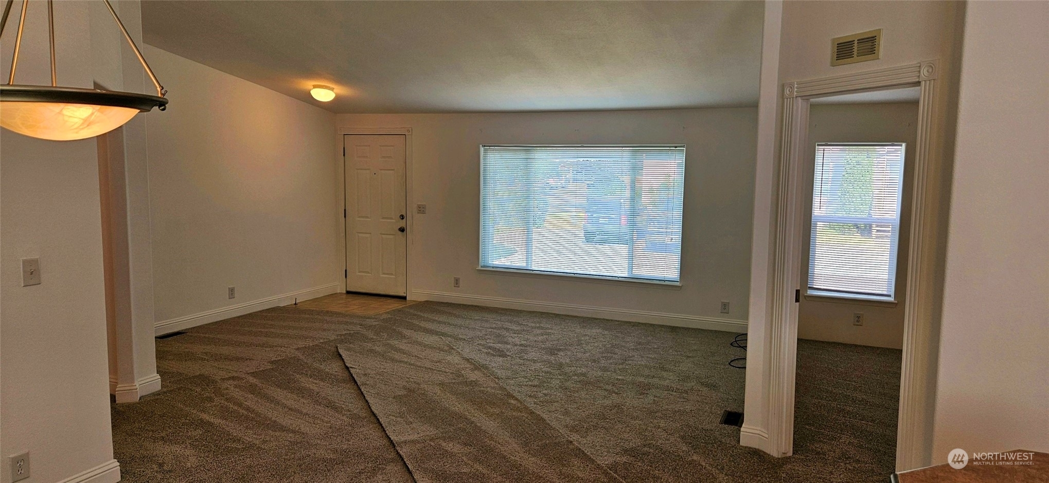 Property Photo: 31600 126th Avenue SE E183 WA 98092