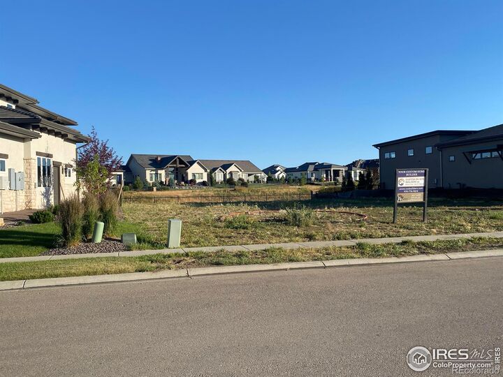 Property Photo:  2766 Heron Lakes Parkway  CO 80513 