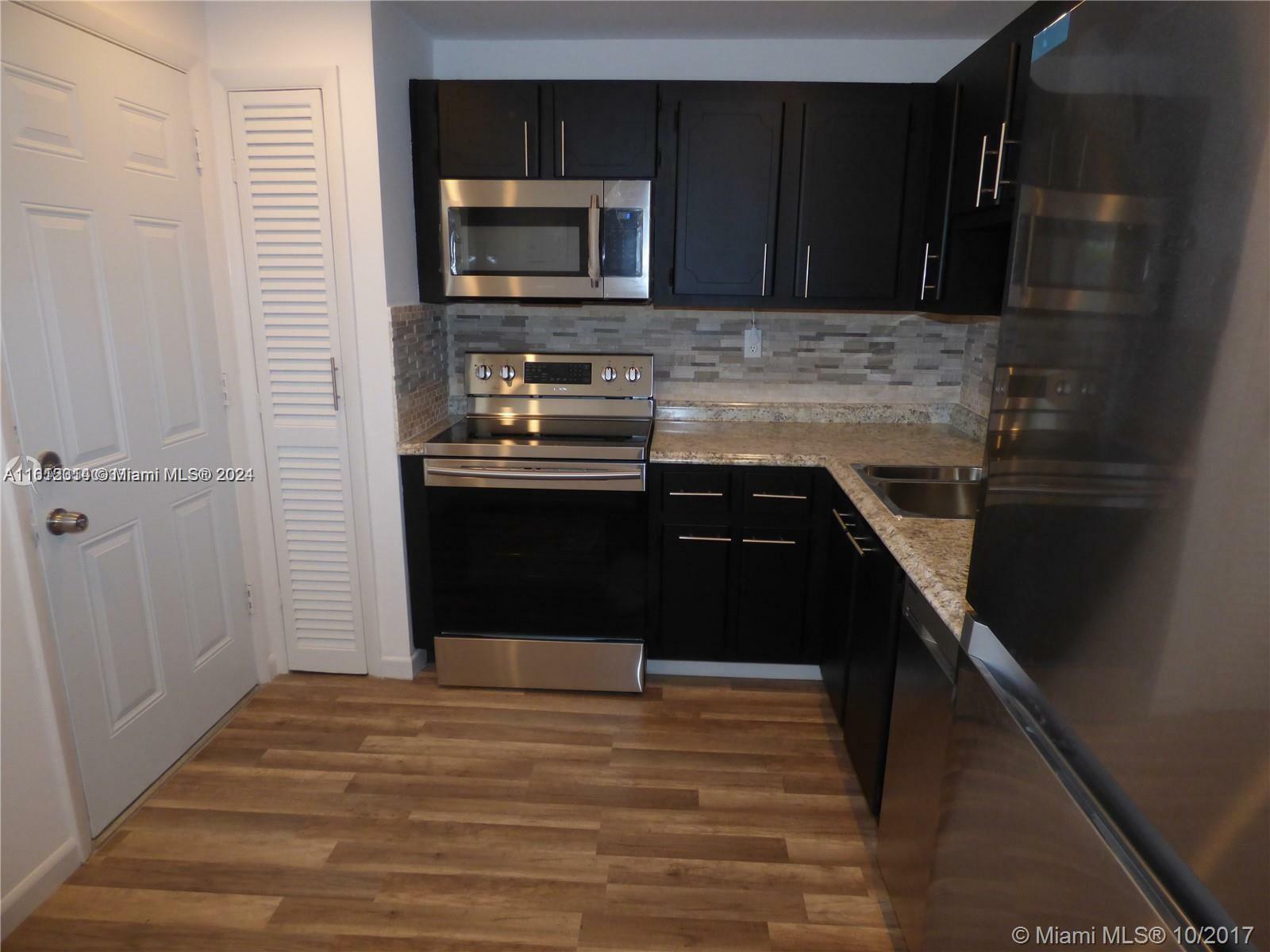 Property Photo:  1601 NE 191 Street 307  FL 33179 