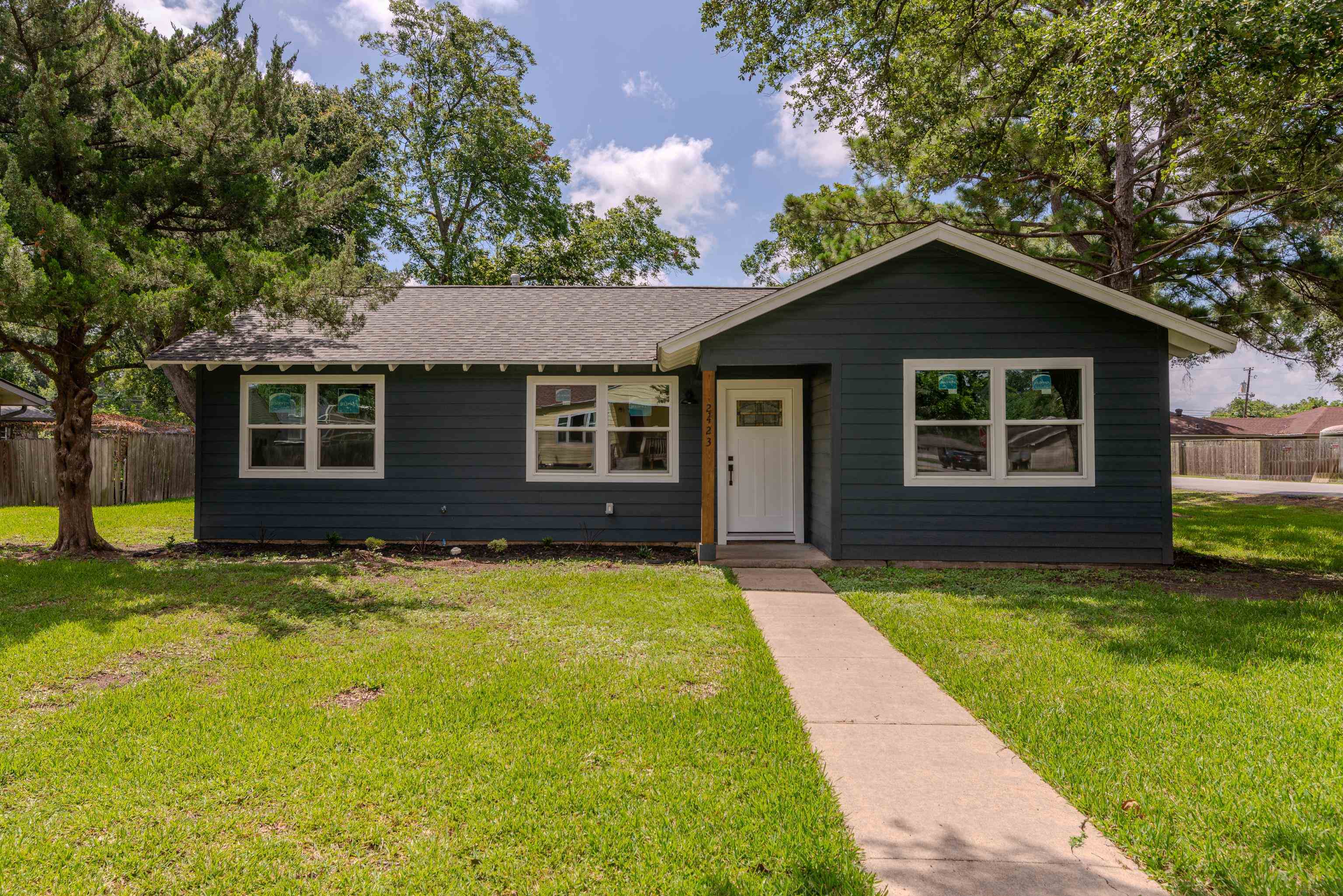 Property Photo:  2423 Ave F  TX 77627 