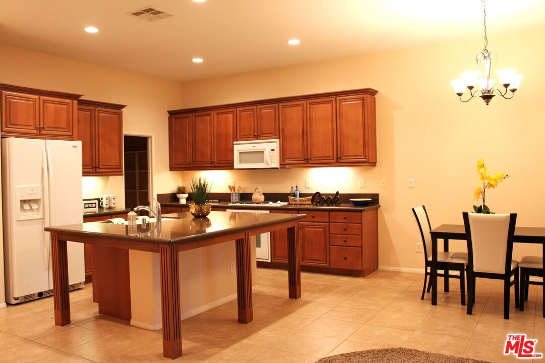 Property Photo: 77430 New Mexico Dr CA 92211