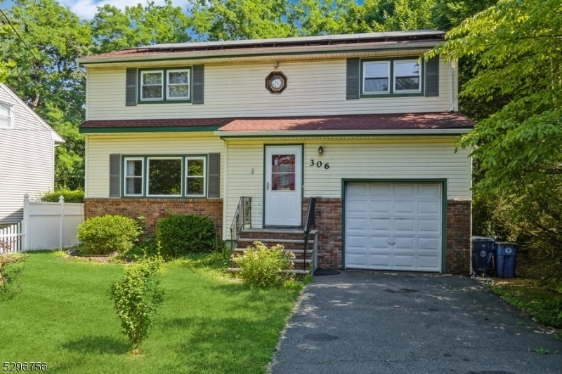 Property Photo:  304 Marsh  NJ 07060 