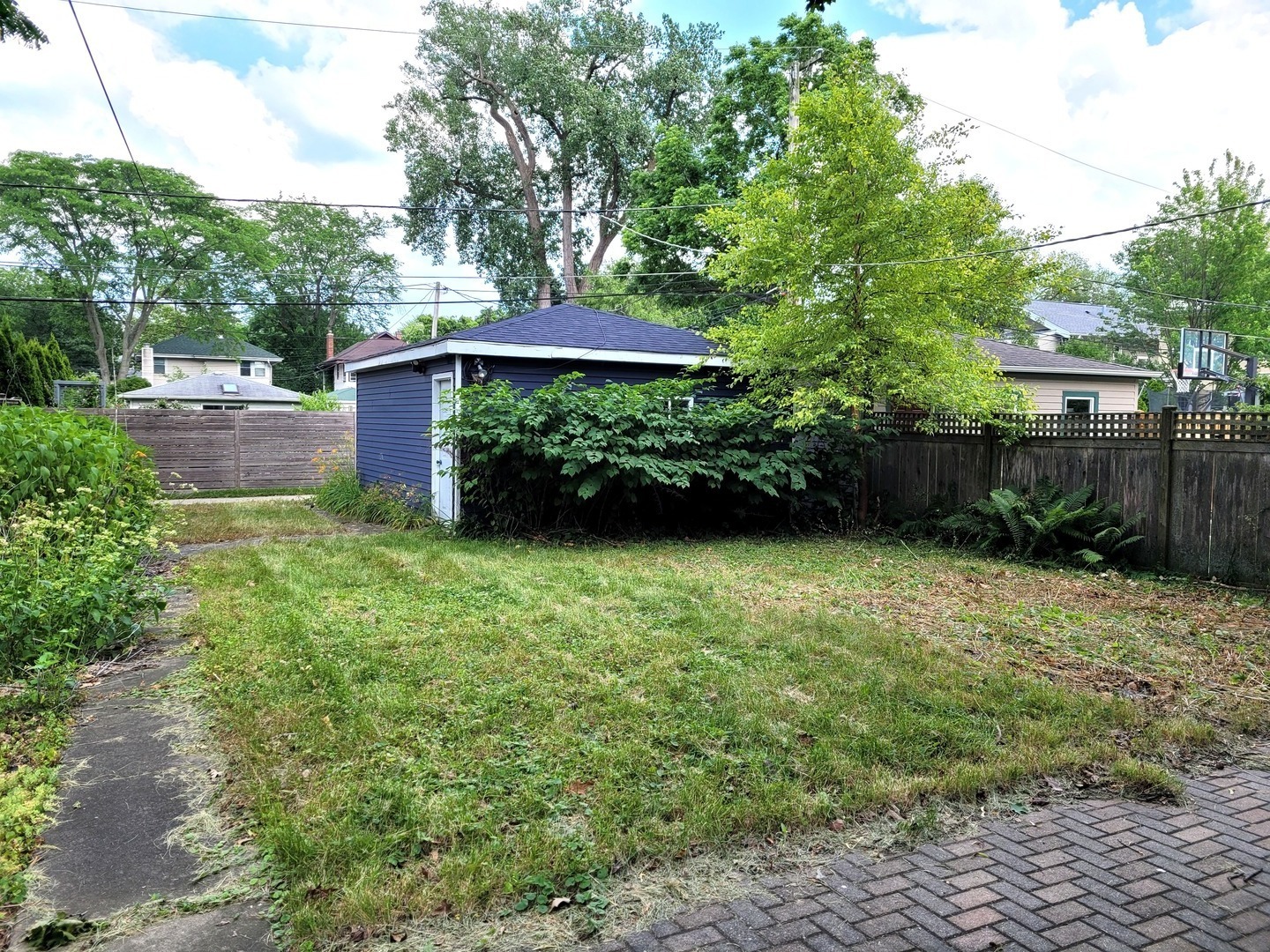 Property Photo:  116 5th Street  IL 60091 