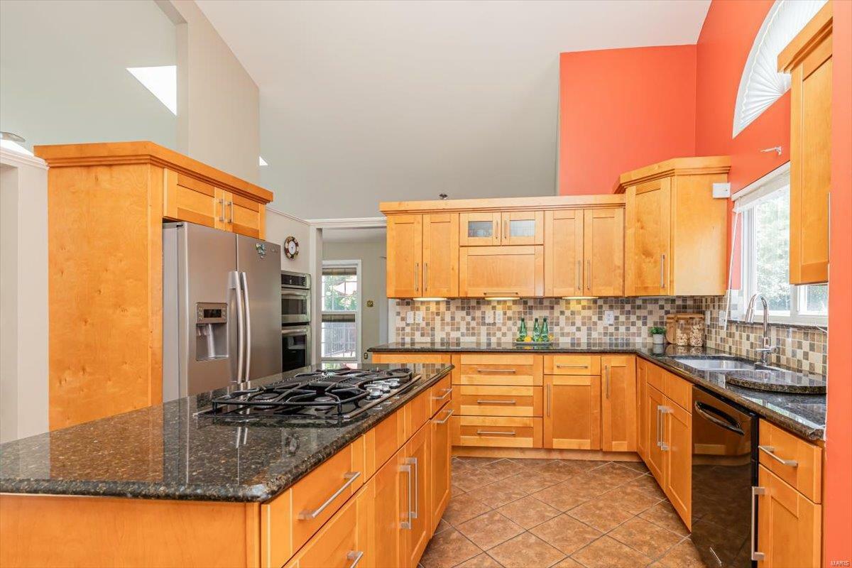 Property Photo:  1738 Pheasant Run Drive  MO 63043 