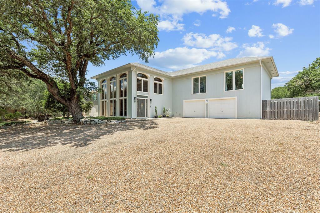 Property Photo:  4118 Crescent Drive  TX 76049 