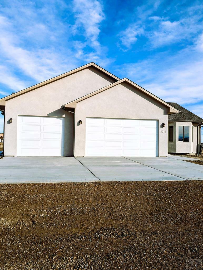 Property Photo:  1216 Ladonia Dr  CO 81007 