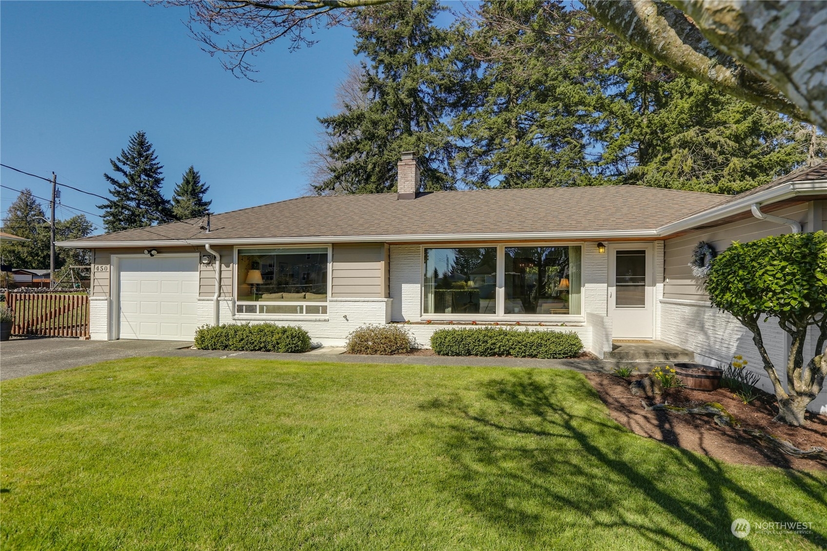 Property Photo:  450 SW 122nd Street  WA 98146 