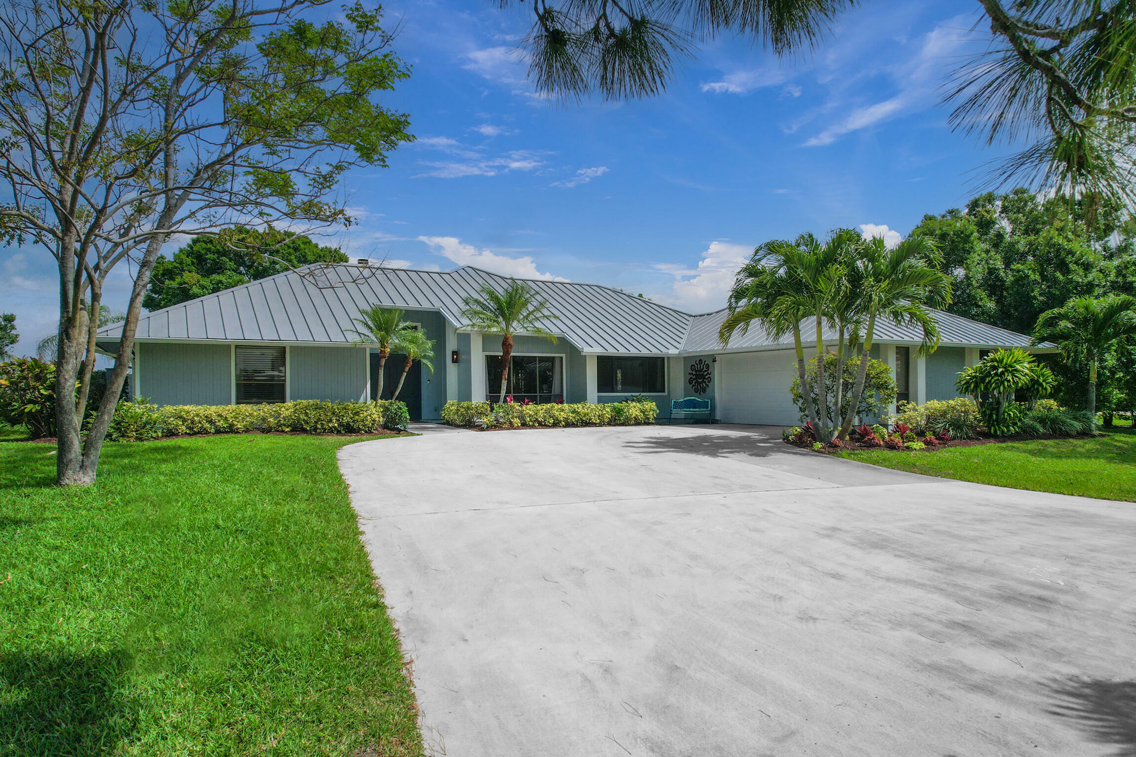 Property Photo:  4881 SW Bimini Circle N  FL 34990 