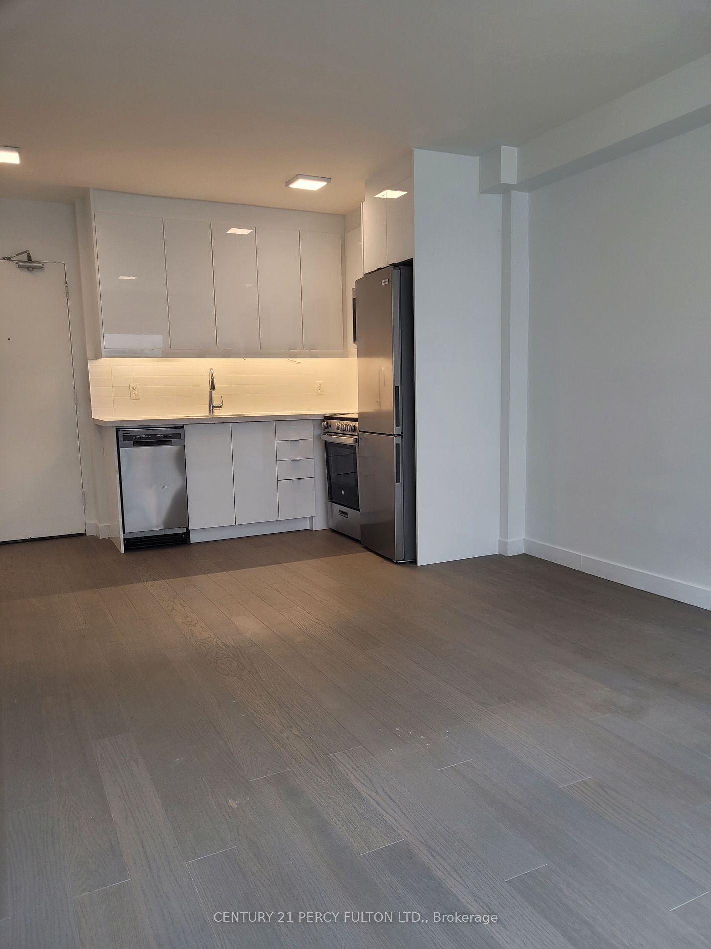 Property Photo:  478 Caledonia Road 305  ON M6E 4V2 