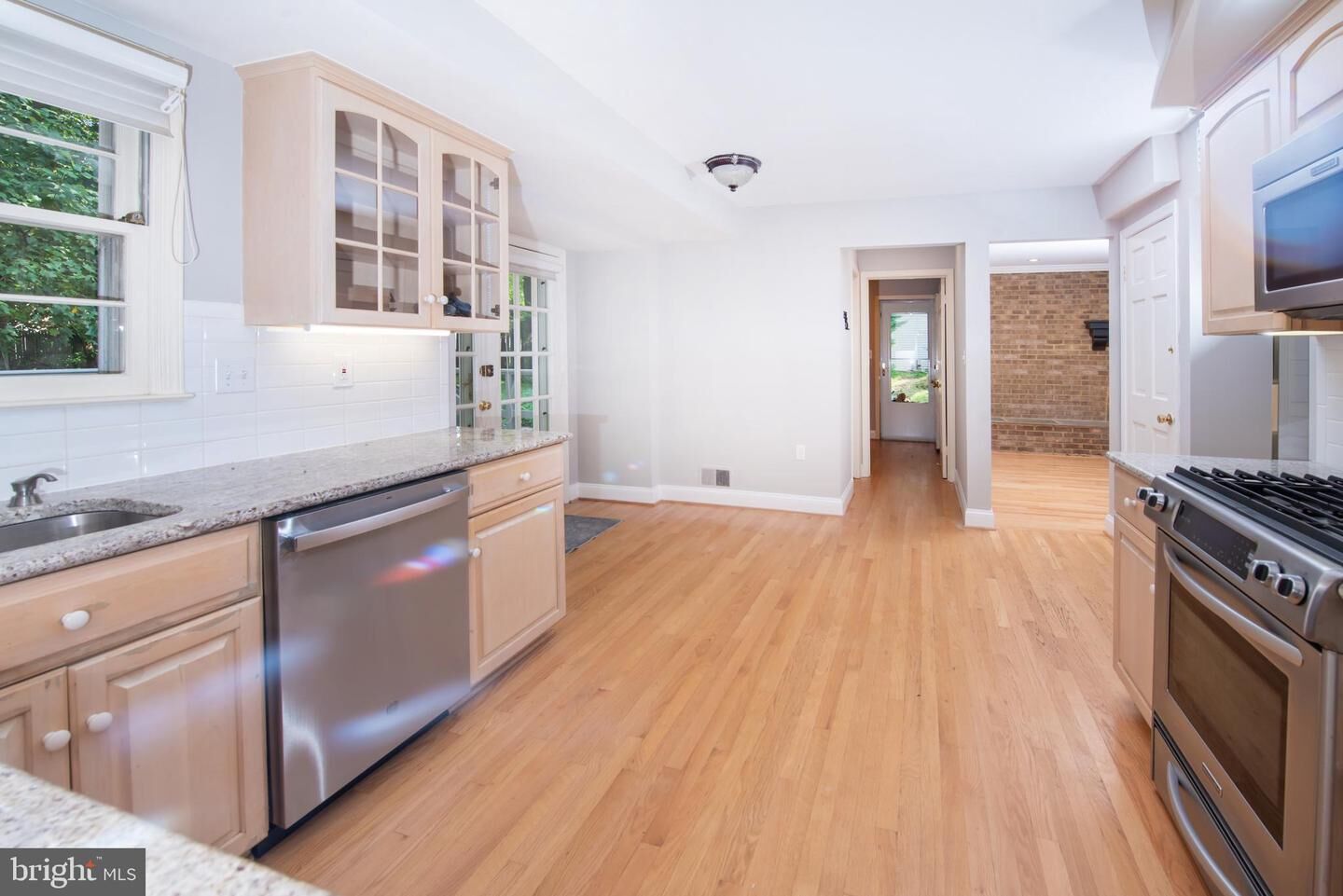 Property Photo:  16605 George Washington Drive  MD 20853 