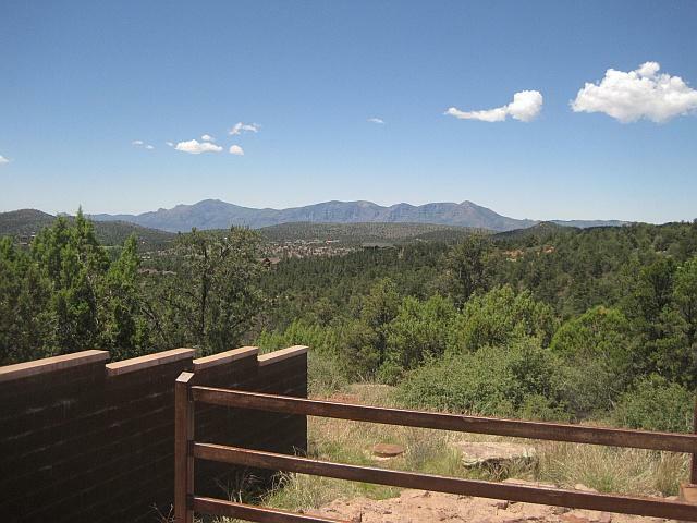 Property Photo:  804 N Falconcrest Drive  AZ 85541 