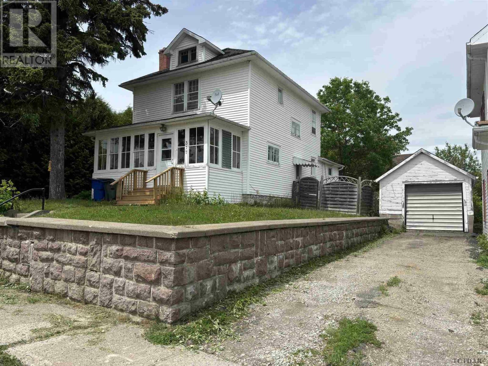 Property Photo:  377 Russell St  ON P0J 1K0 