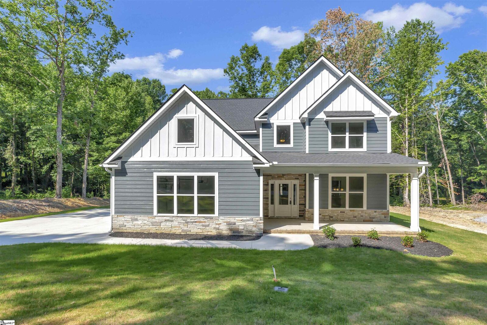Property Photo: 221 Fox Trail SC 29621
