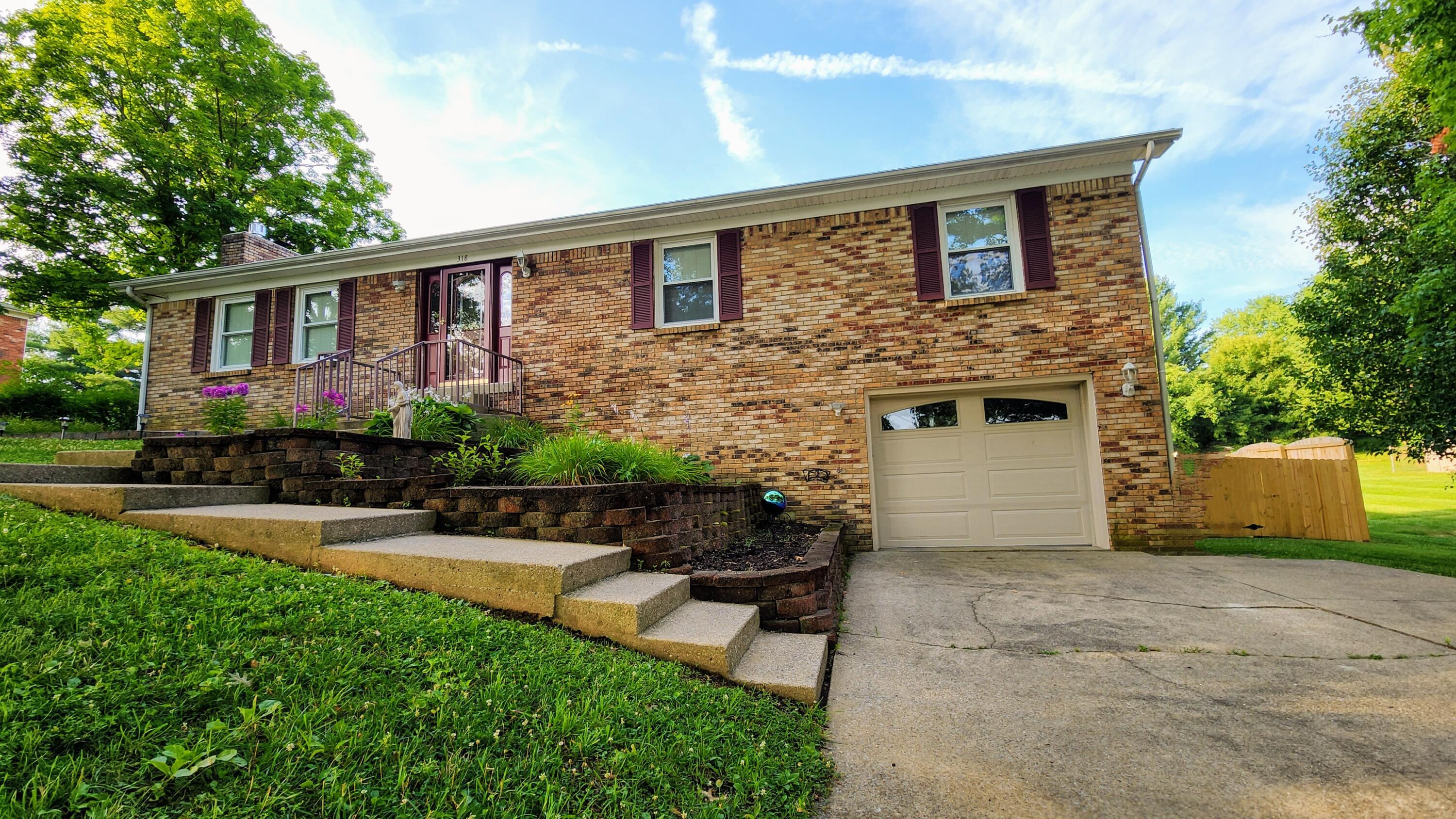 Property Photo: 318 Bold Forbes Drive KY 40475