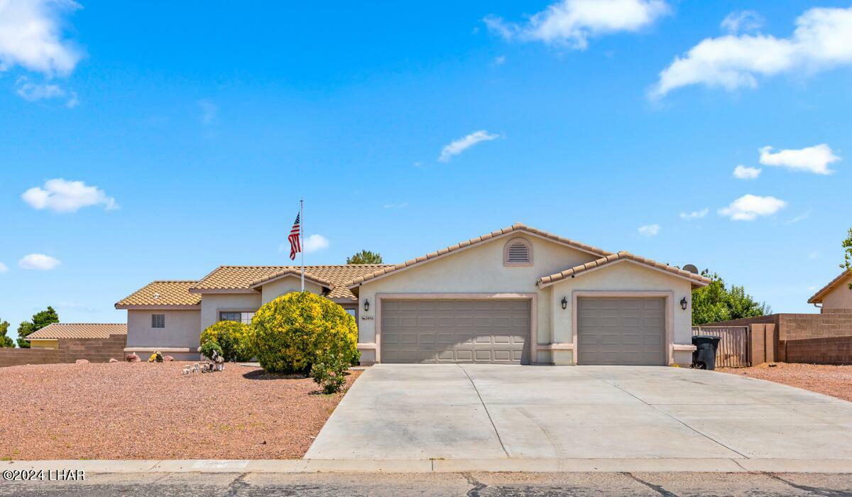 2806 Mountain Trail Rd  Kingman AZ 86401 photo