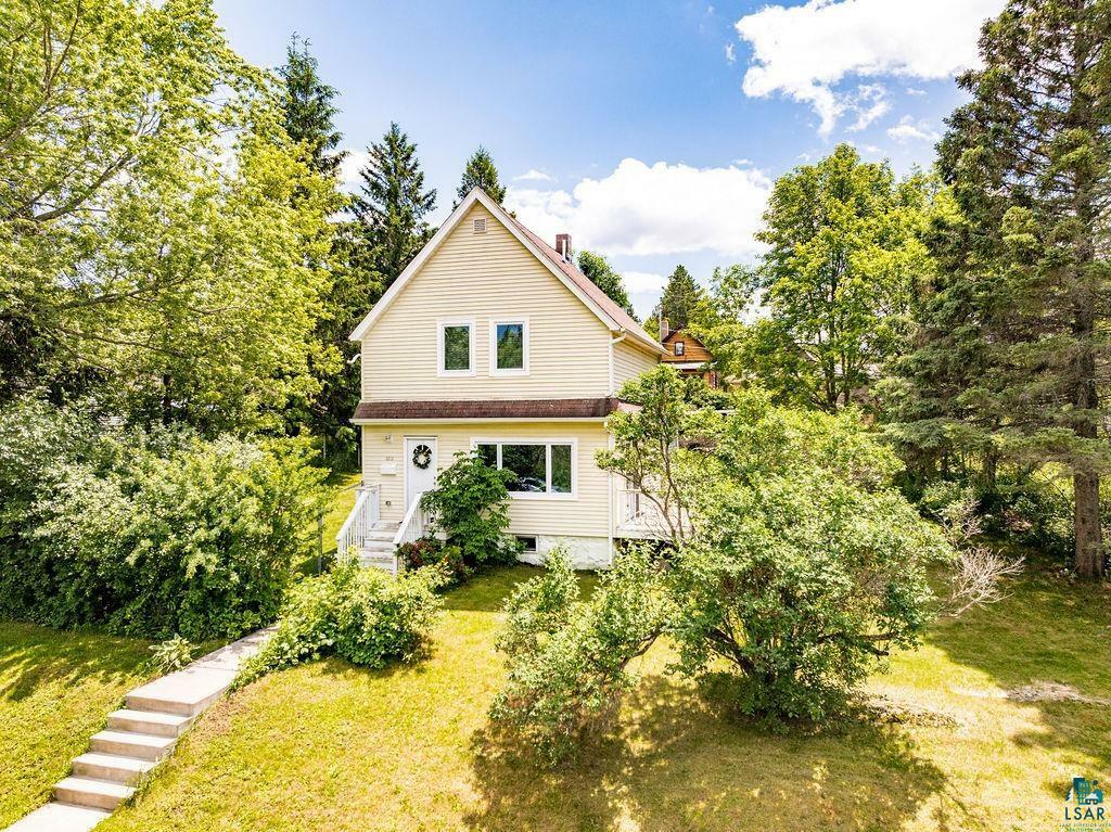 Property Photo: 130 W Lemon St MN 55811