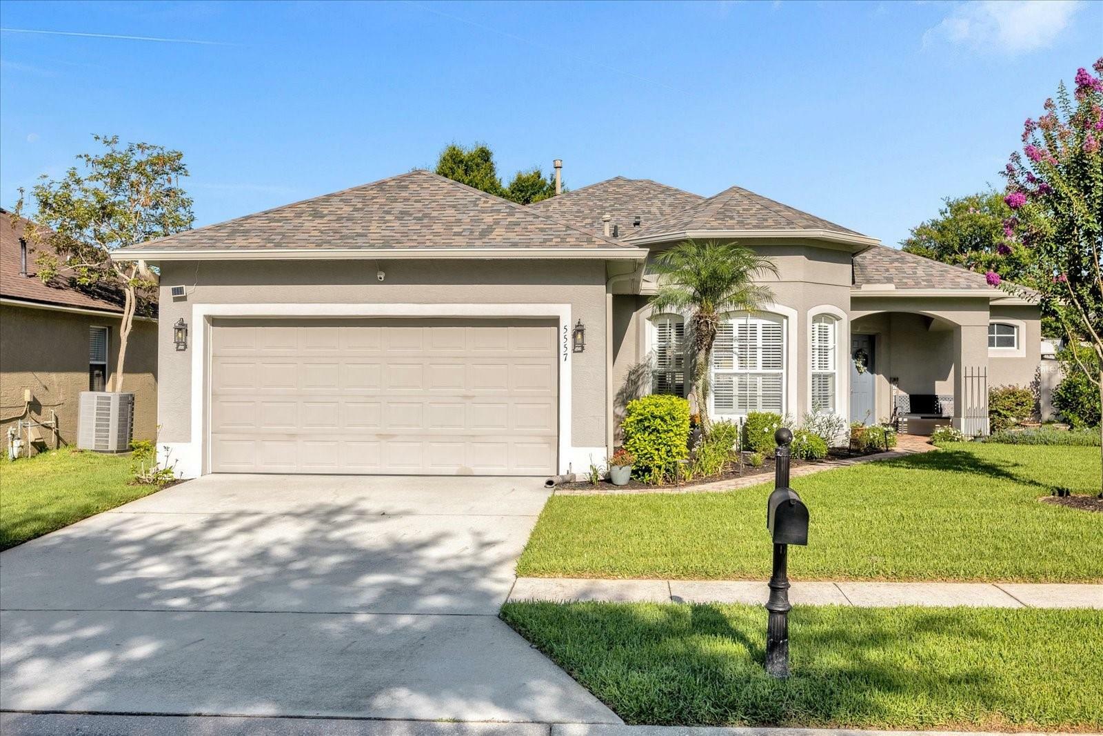 Property Photo: 5557 Crepe Myrtle Circle FL 32765
